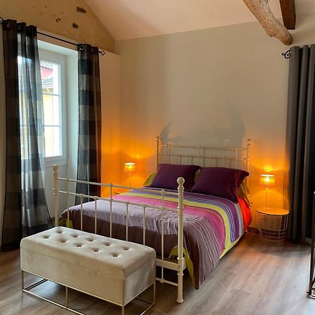 Loft De Charme En Centre-Ville Pau Buitenkant foto